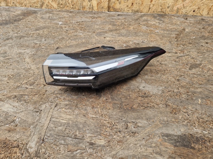 light PEUGEOT 308 III right rear right rear part 9836299280