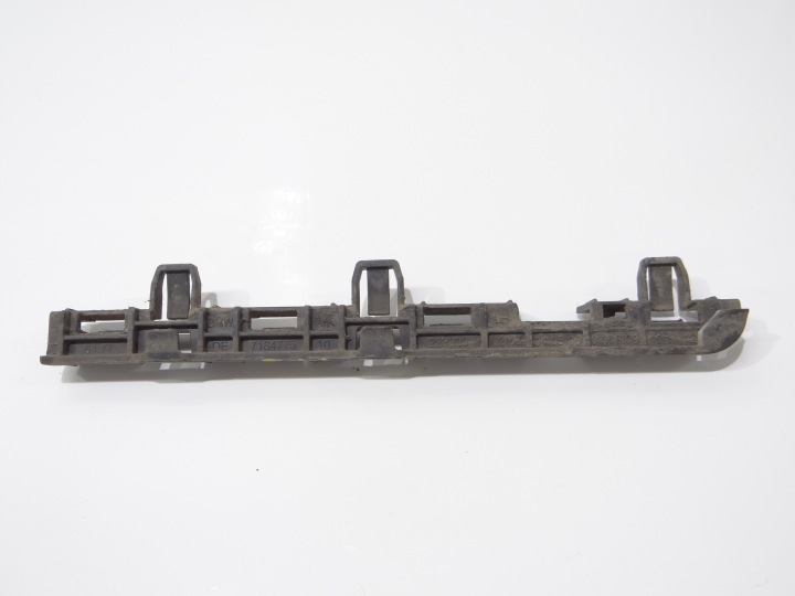 Tartók tartó Küszöb bal eleje BMW F10 F11 7184775