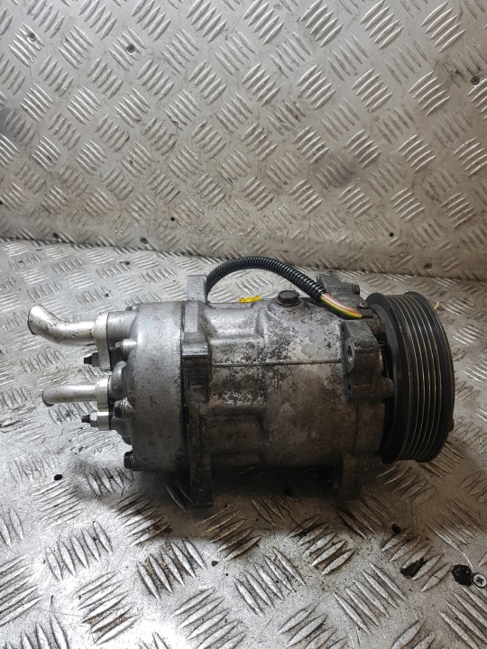 compressor of the air conditioning PEUGEOT EXPERT II 9653860480