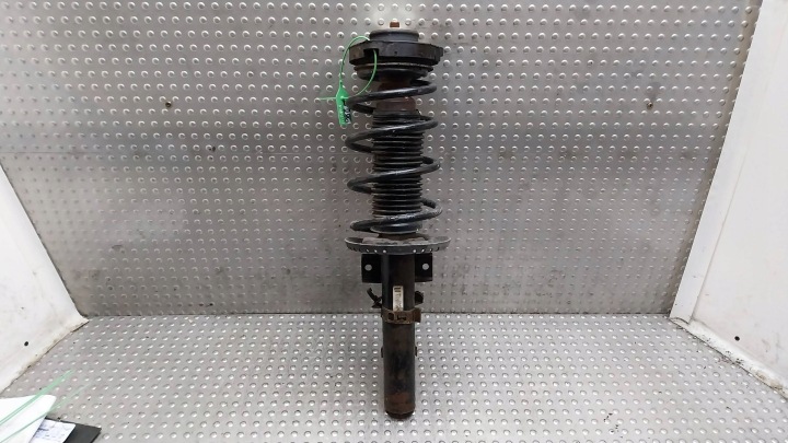 Stoßdämpfer rechts links vorne 6Q0413031CD VW POLO IV IBIZA III FABIA und II