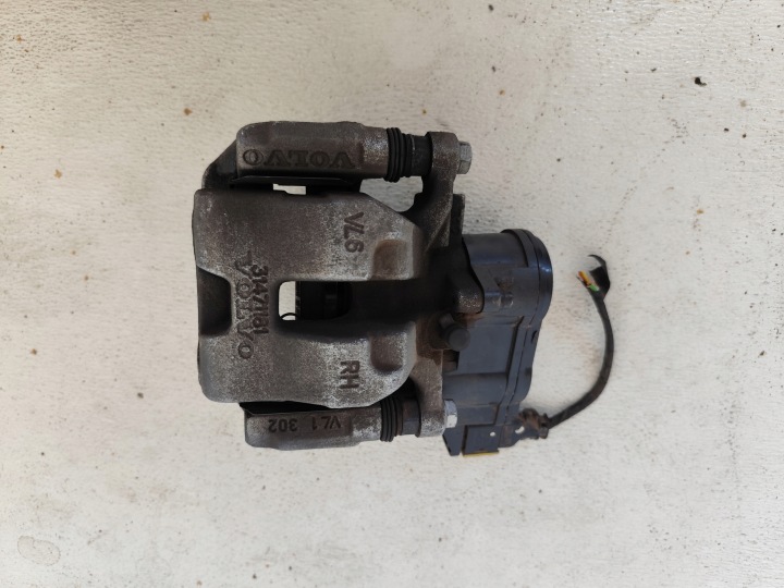VOLVO XC40 2.0T T5 2018 PINZA FRENO freno elettrico posteriore Destra