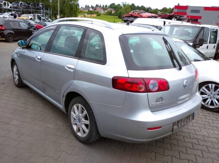FIAT CROMA 2 II (194) Pare choc Arrière Arrière 698/A GRIGIO SOFISTICATO MET. 698