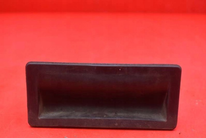 Poignée Bouton du capot Arrière 5N0827566T VW PASSAT B6 KOMBI 05-10