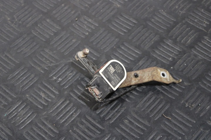 sensor POZIOMOWANIA rear part 6870000 BMW 3 F30 F31 KOMBI LIFT LCI