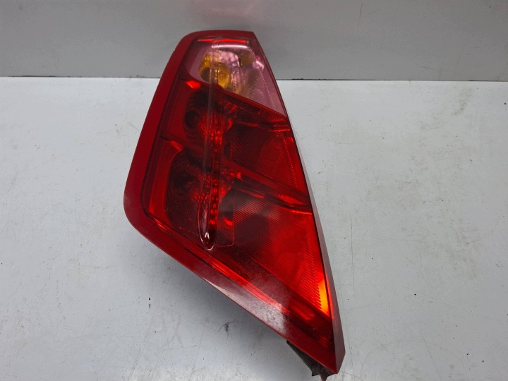 feu arrière gauche 517015890 FIAT GRANDE PUNTO 2005