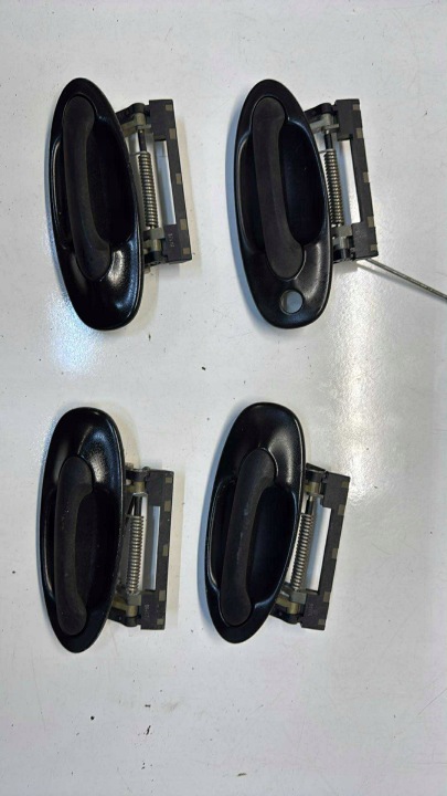KOMPLET KLAMEK SAAB 9-3 II 93 Poignées Extérieur 4 szt Noir en plastique