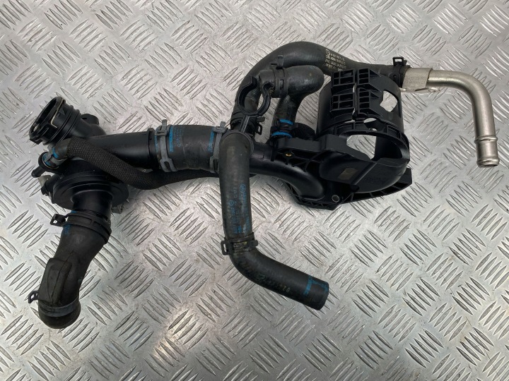 Halter filter des Kraftstoffsbehälters Mercedes V220 CDI Vito Viano W447 A6512001556 OM651