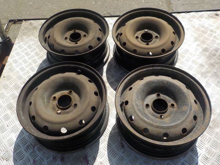 PEUGEOT 206 CITROEN SAXO felnik STALOWE R14 4x108