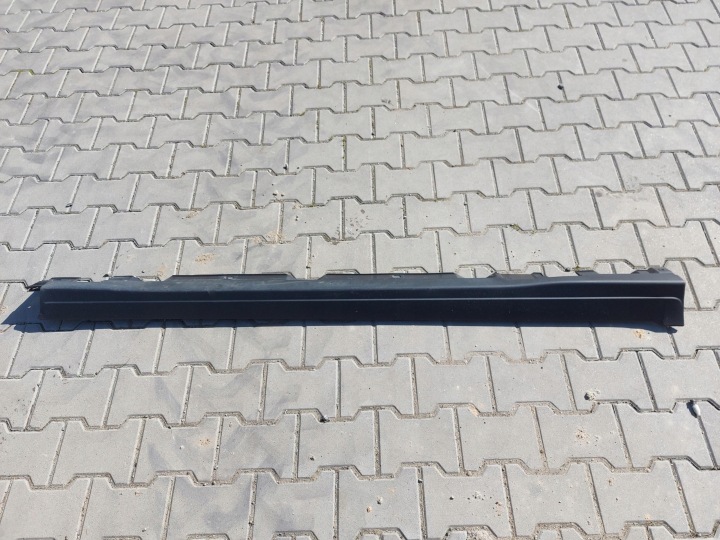 Mercedes GLA 200 II H247 W247 2023r Leiste Schutzleiste schwellen rechts A2476981000
