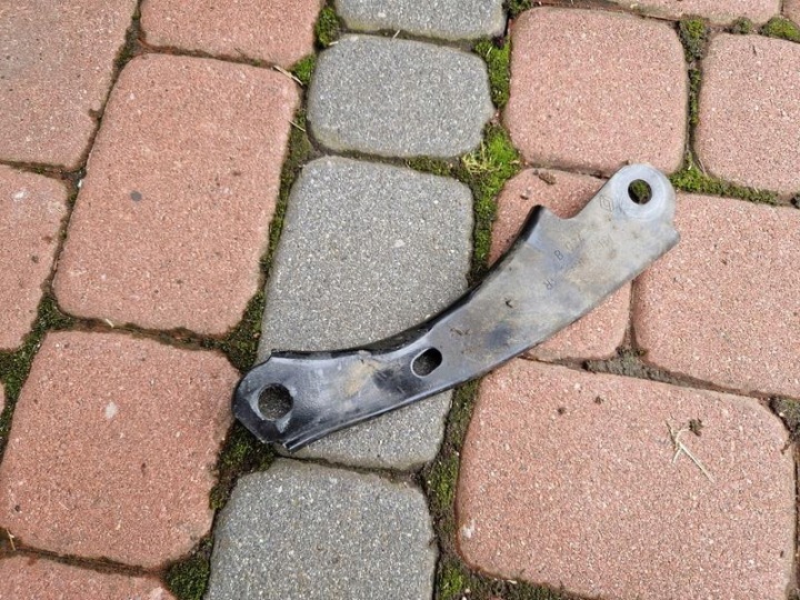 Consolle frizione sanek Destra Renault Captur II 2 551A25551R