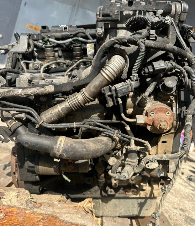 PEUGEOT 308 T9 engine 9H06 complete 176 TYS 1.6 EHDI