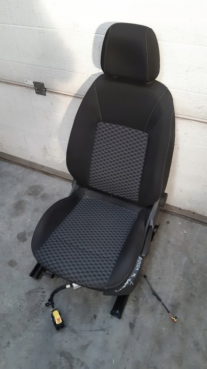 Siège Gauche grzany Opel Astra K