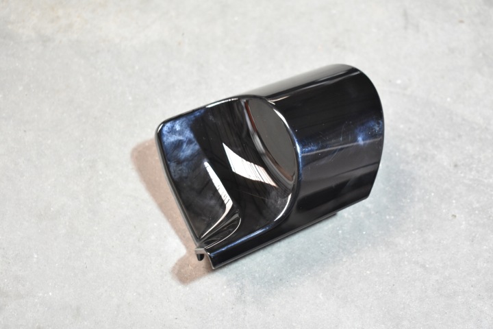 IDEALNY DECOR PIANO konzoli MERCEDES GLA H247 1