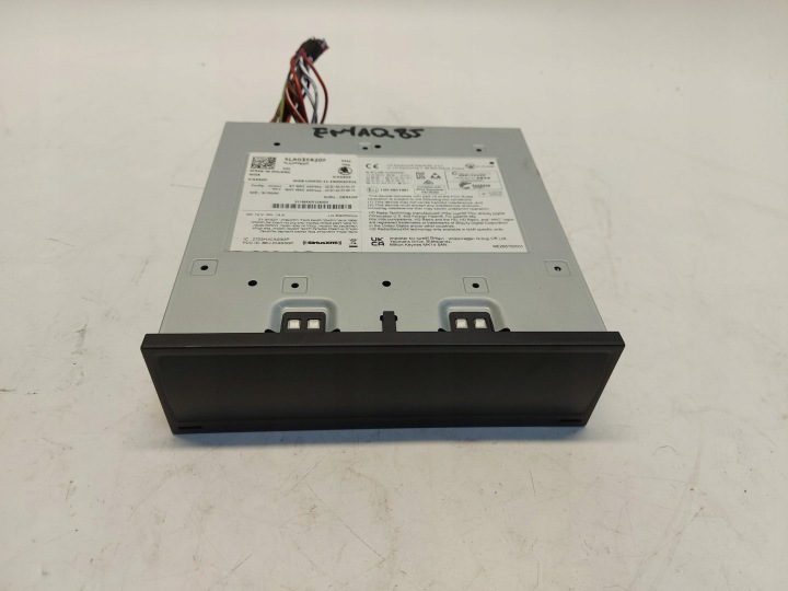SKODA Enyaq 5LA iV85 card reader radio navigation 5LA035820F