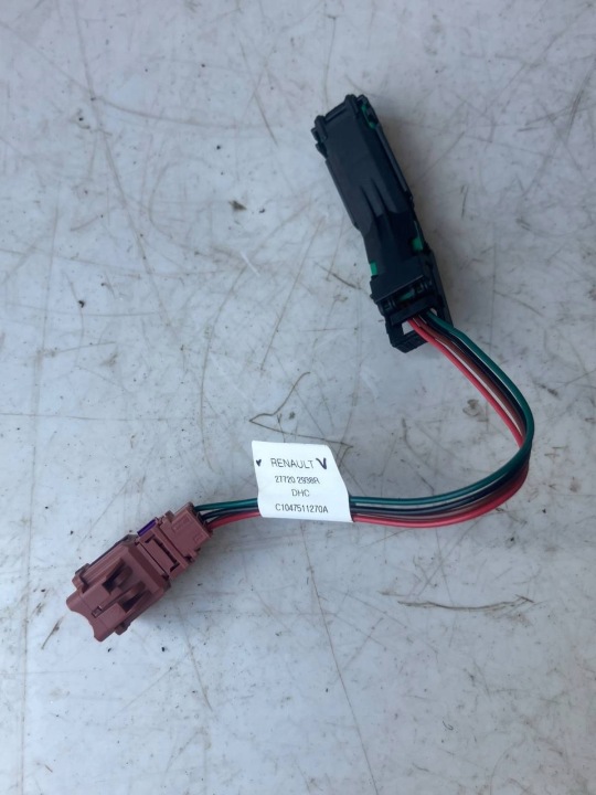 Sensor TEMPERATURY WEWNETRZNEJ RENAULT ARKANA 277202938R