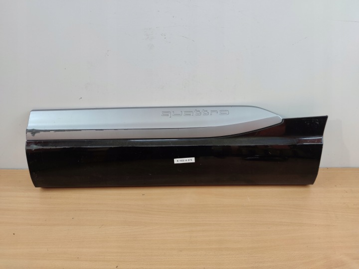 AUDI Q7 4M left moulding door rear part rear cap