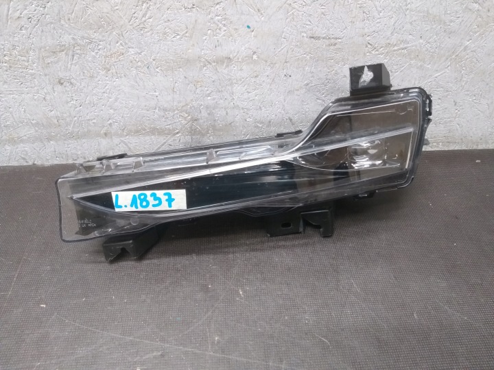 FEUX ANTIBROUILLARD GAUCHE TESLA III 3 Y LIFT LED 1624797-00-A