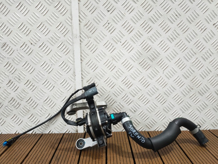 KIA SORENTO IV 20-25 1.6 T-GDI PHEV MHEV Supplementare Pompa d’acqua + supporto tubi