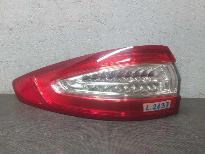 LAMPA TYŁ LEWA FORD MONDEO MK5 HB SEDAN LED DS73-13405-FJ