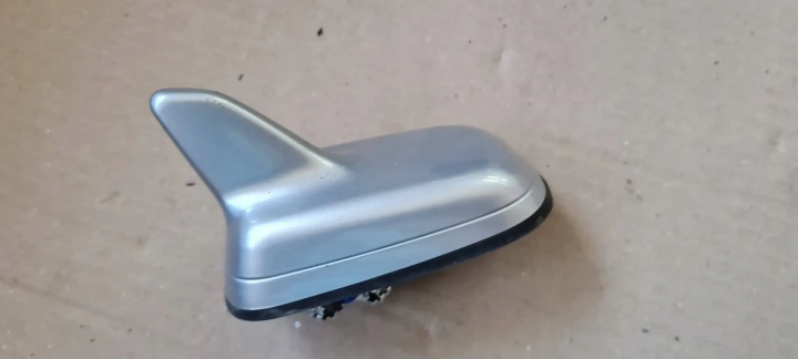 S3 8V SEDAN A3 ANDENA krovna GPS 8V0035503J LZ7G