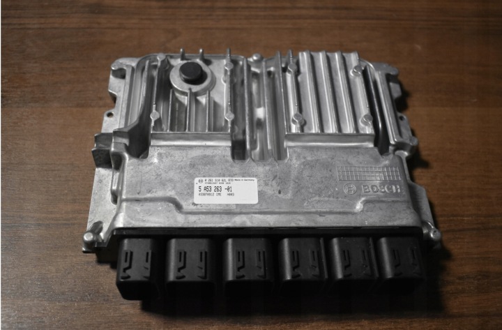 IDEALNY Bedienteil ECU DES MOTORS BMW F90 F91 F92 F93 1 9