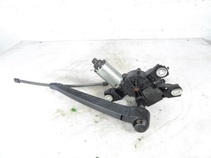 VW PASSSAT B6 KOMBI moteur lave glaces arrière 53844887
