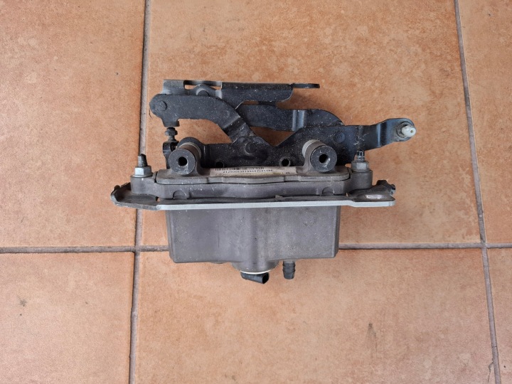 Cerniere NABOJ del cofano Destra MERCEDES W212