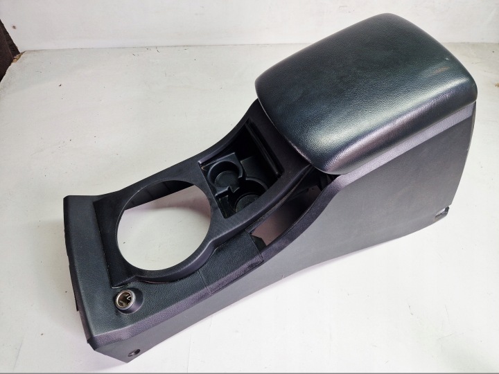 SSANGYONG ACTYON PRZEDLIFT TUNEL central armrest