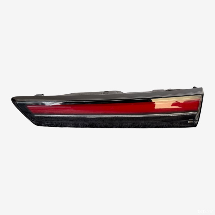 Licht hinten rechts heckklappe OPEL MOKKA B II 2022 ROK 9833944580