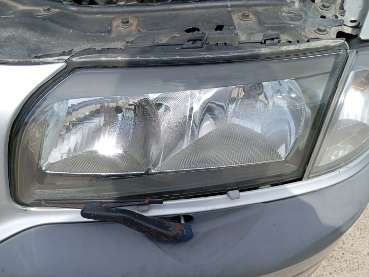 light left front VOLVO S80 and 98-06