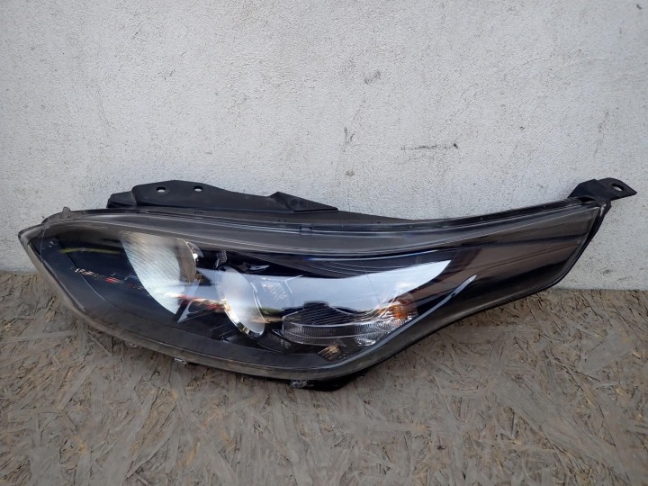 light left front front KIA CEED CEE'D CD III LIFT 21- 92101J7051