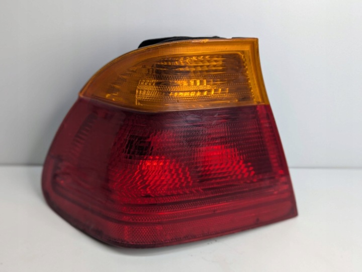 Licht rechts hinten heck BMW E46 8364922 8383100 230012 230-044R 230-022R