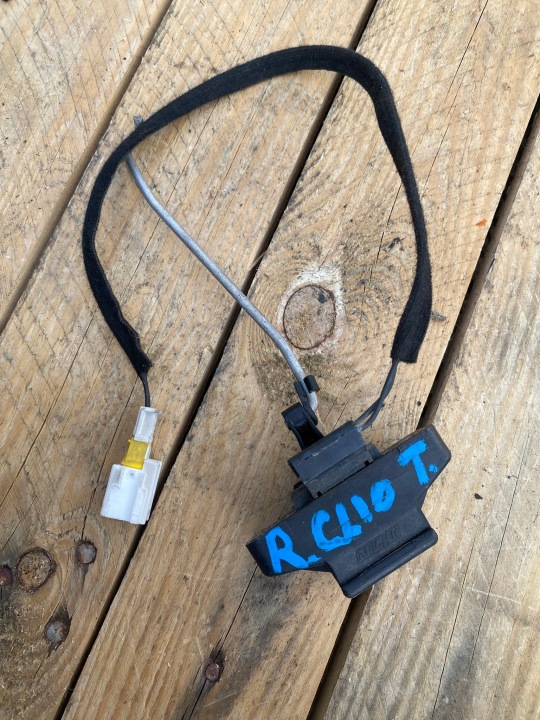 de la Serrure du capot Porte coffre hayon RENAULT CLIO II 770030899
