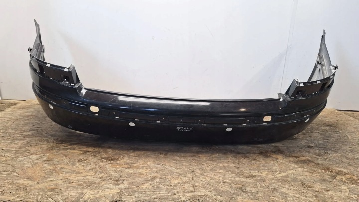 PARE CHOC ARRIÈRE 1Z5807421 SKODA OCTAVIA MK2 II BERLINE 04