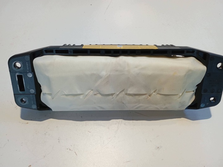 airbag air of the passenger MERCEDES C class W205 2058600500