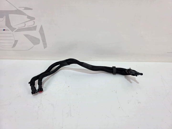 tömlő üzemanyag B57 3.0D BMW G05 G06 G07 LCI 9888465