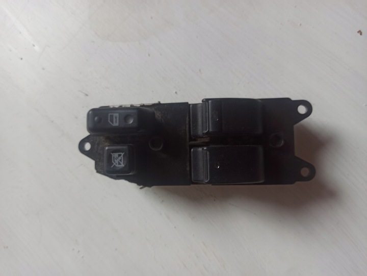 control panel of the window TOYOTA COROLLA 37171A 127B