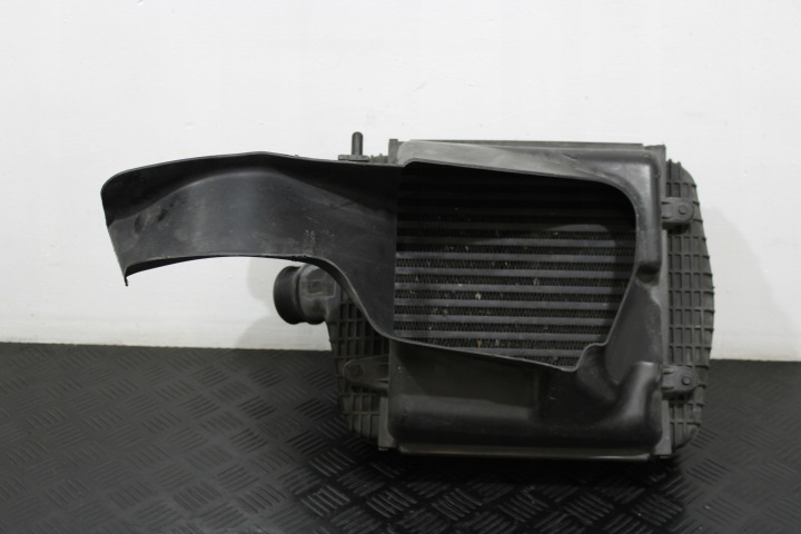 radiator of the intercooler 670009833 intercooler MASERATI GHIBLI M157