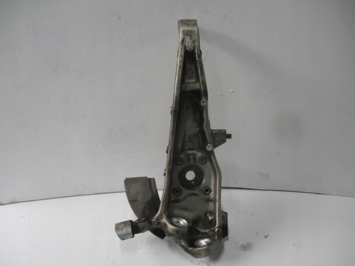 Mozzo FUSELLO RANGE ROVER SPORT 3,0i 22R M8E2-3K186-AD Destro
