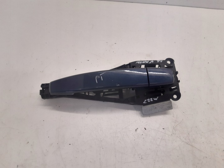 handle right rear part Z22W Opel Mokka A 1,6 CDTI