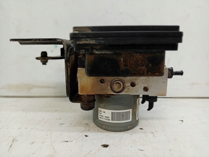 KIA HYUNDAI pump ABS 61589-45200