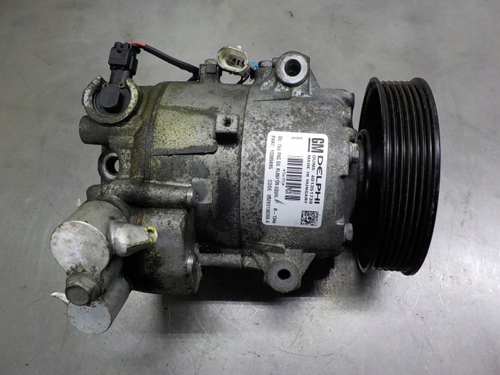OPEL MERIVA B 1.4 B compressor of the air conditioning 401351739 13395695