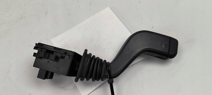 prekidač prekidač zmigavaca 09185413 OPEL CORSA C