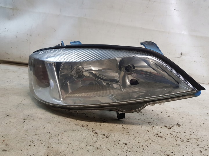 Licht rechts vorne OPEL ASTRA II G 90520878RH EUROPA