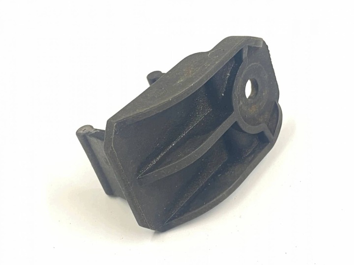halter des kühlers BMW 5 E39 facelift 2001 17403152