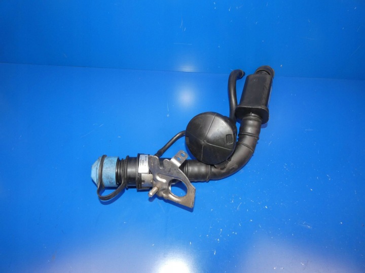 MERCEDES C KLASA W205 2.2 CDI WLEW tappo LIQUIDO ADBLUE