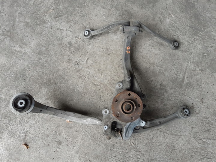 AUDI A4 B8 A5 8T A6 C7 A7 Achsschenkel Radnabe Radlager rechts rechts vorne 8K0407258ABS