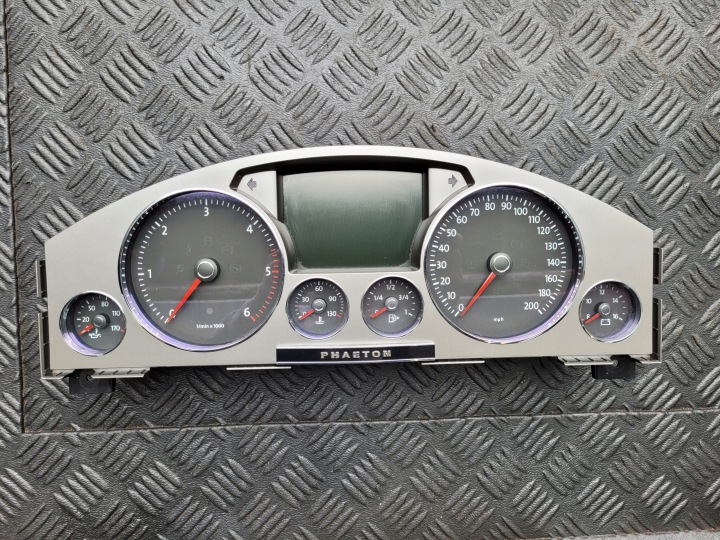 quadro strumenti TACHIMETRO contagiri 3D0920983L VW PHAETON LIFT 3.0 TDI