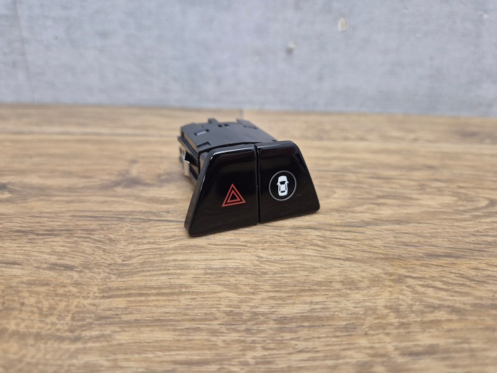 BMW vypínač světel výstražných světel tlačítko F90 G11 G12 G30 G31 G32 6993047