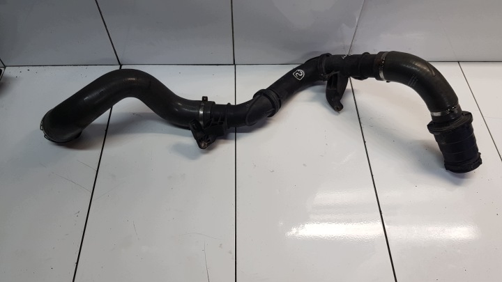 RENAULT TRAFIC II 1.6DCI trouba vedení intercoolera 93867721 144601915R